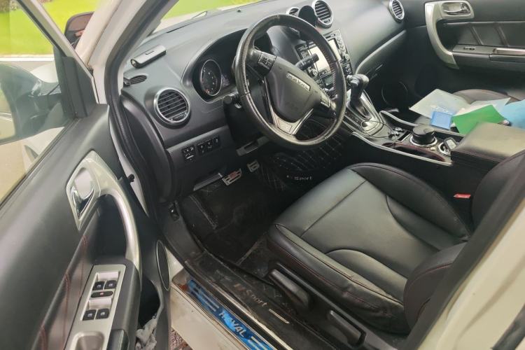 Used Haval H6 2016 Upgraded Model 1.5T Automatic Two-Wheel Drive Elite Version Driver Seat