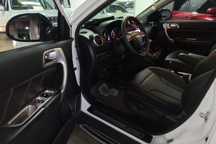 Used Haval H6 2016 Upgraded Model 1.5T Automatic Two-Wheel Drive Elite Version Driver Seat
