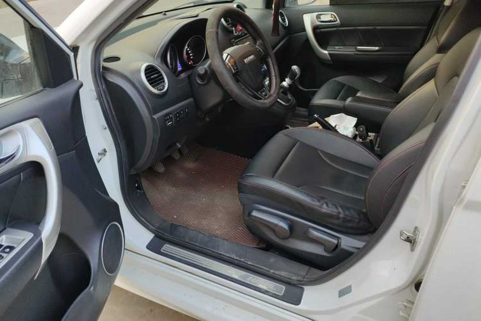 Used Haval H6 2016 Upgraded Model 1.5T Manual Two-Wheel Drive Elite Version Driver Seat