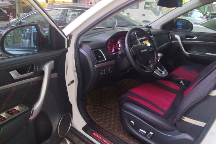 Used Haval H6 2016 Upgraded Model 1.5T Automatic Two-Wheel Drive Elite Version Driver Seat
