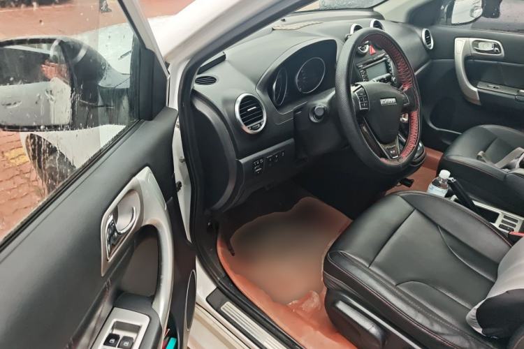 Used Haval H6 2016 Upgraded Model 1.5T Automatic Two-Wheel Drive Elite Version Driver Seat