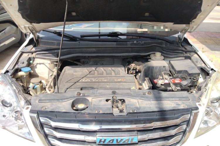 Used Haval H6 2016 Upgraded Model 1.5T Automatic Two-Wheel Drive Elite Version Engine Bay