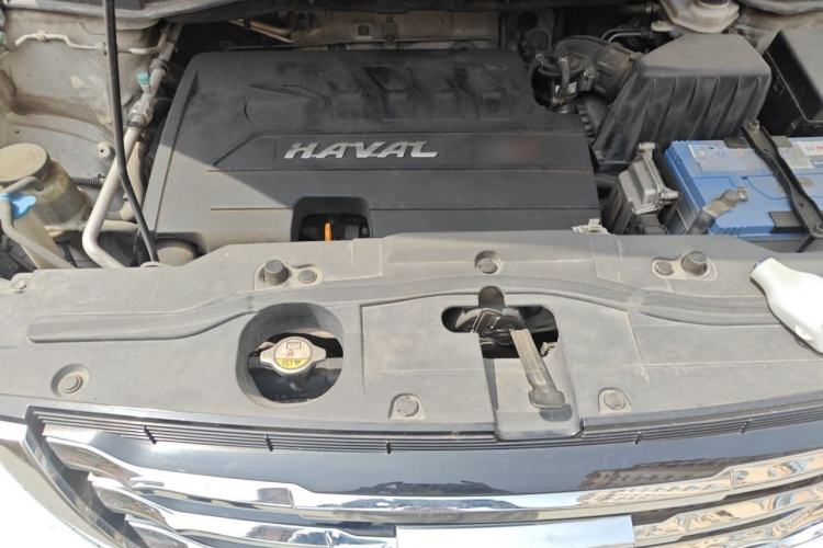 Used Haval H6 2016 Upgraded Model 1.5T Manual 4x4 Urban Version Engine Bay