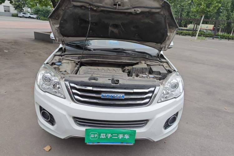 Used Haval H6 2016 Upgraded Model 1.5T Manual Two-Wheel Drive Elite Version Engine Bay
