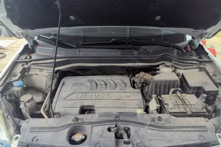 Used Haval H6 2016 Upgraded Model 1.5T Automatic Two-Wheel Drive Elite Version Engine Bay