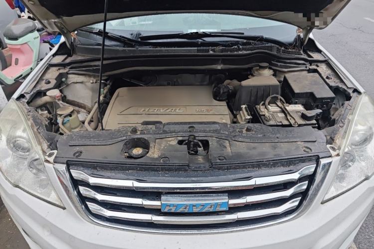 Used Haval H6 2016 Upgraded Model 1.5T Automatic Two-Wheel Drive Elite Version Engine Bay