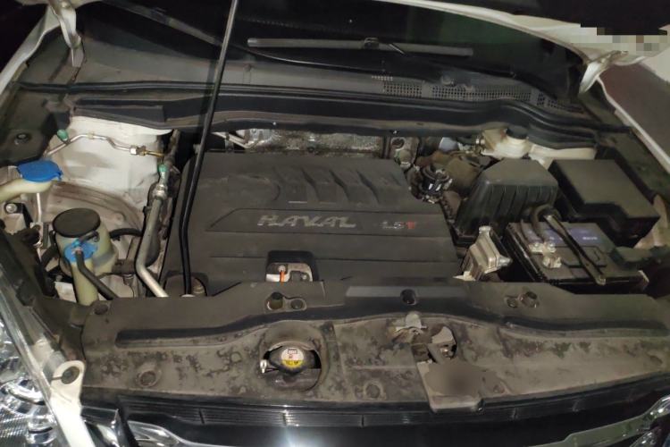 Used Haval H6 2016 Upgraded Model 1.5T Automatic Two-Wheel Drive Elite Version Engine Bay