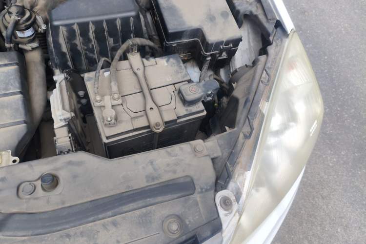 Used Haval H6 2016 Upgraded Model 1.5T Automatic Two-Wheel Drive Elite Version Engine Bay Left