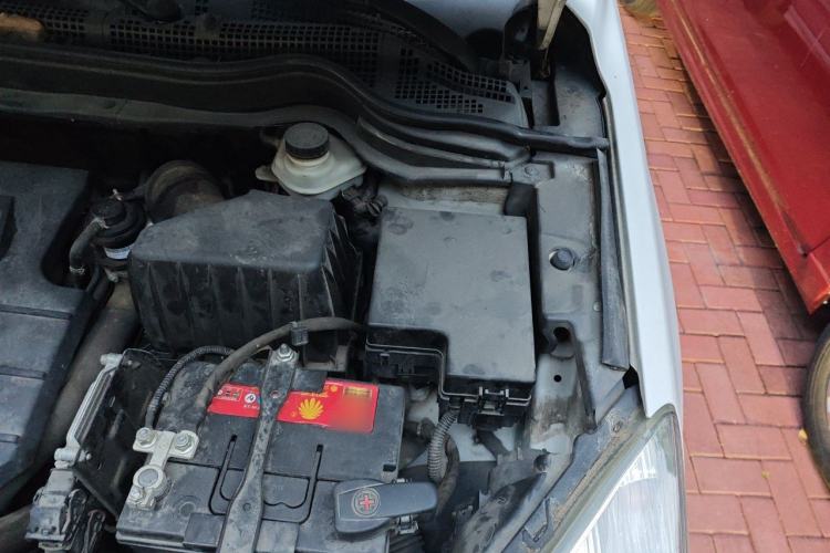 Used Haval H6 2016 Upgraded Model 1.5T Automatic Two-Wheel Drive Elite Version Engine Bay Left