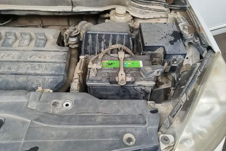 Used Haval H6 2016 Upgraded Model 1.5T Automatic Two-Wheel Drive Elite Version Engine Bay Left