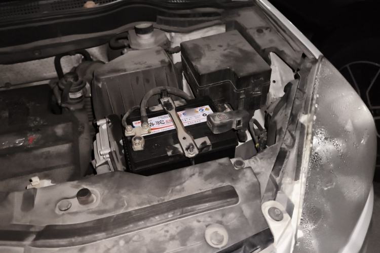 Used Haval H6 2016 Upgraded Model 1.5T Automatic Two-Wheel Drive Elite Version Engine Bay Left