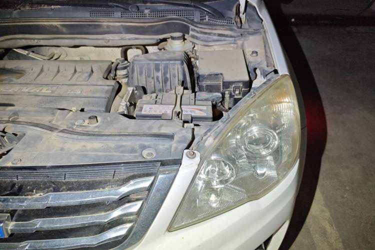 Used Haval H6 2016 Upgraded Model 1.5T Manual Two-Wheel Drive Urban Version Engine Bay Left