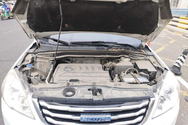 Used Haval H6 2016 Upgraded Model 1.5T Automatic Two-Wheel Drive Elite Version Engine Bay