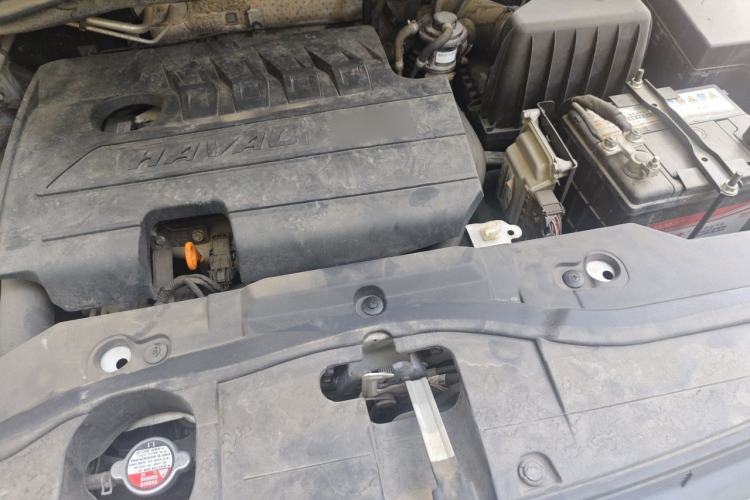 Used Haval H6 2016 Upgraded Model 1.5T Automatic Two-Wheel Drive Elite Version Engine Bay