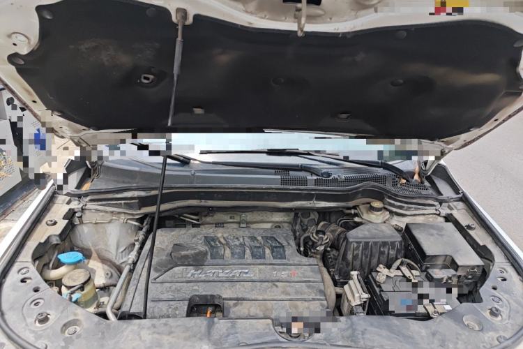 Used Haval H6 2016 Upgraded Model 1.5T Automatic Two-Wheel Drive Prestige Version Engine Bay