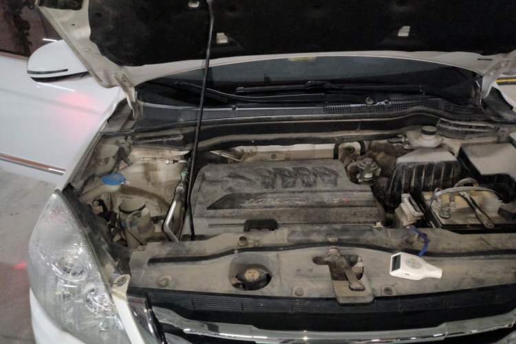 Used Haval H6 2016 Upgraded Model 1.5T Automatic Two-Wheel Drive Elite Version Engine Bay Right