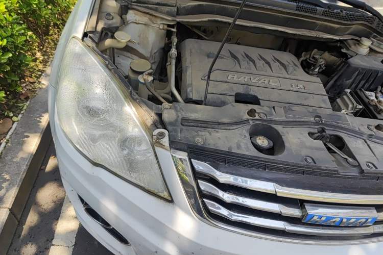 Used Haval H6 2016 Upgraded Model 1.5T Automatic Two-Wheel Drive Elite Version Engine Bay Right
