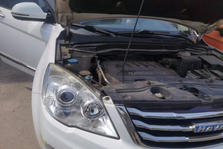 Used Haval H6 2016 Upgraded Model 1.5T Automatic Two-Wheel Drive Elite Version Engine Bay Right