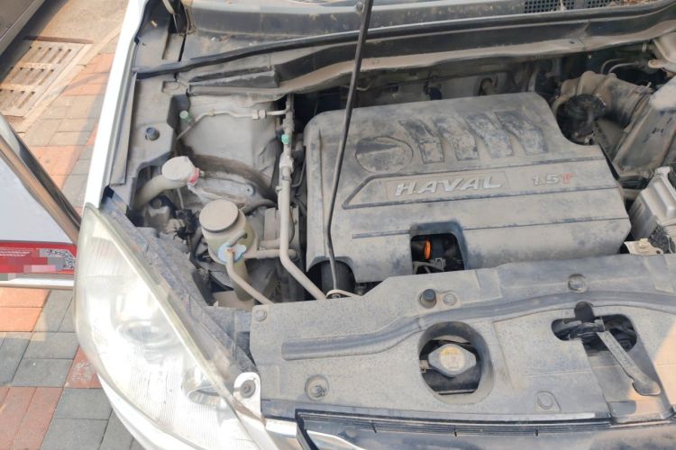 Used Haval H6 2016 Upgraded Model 1.5T Automatic Two-Wheel Drive Elite Version Engine Bay Right