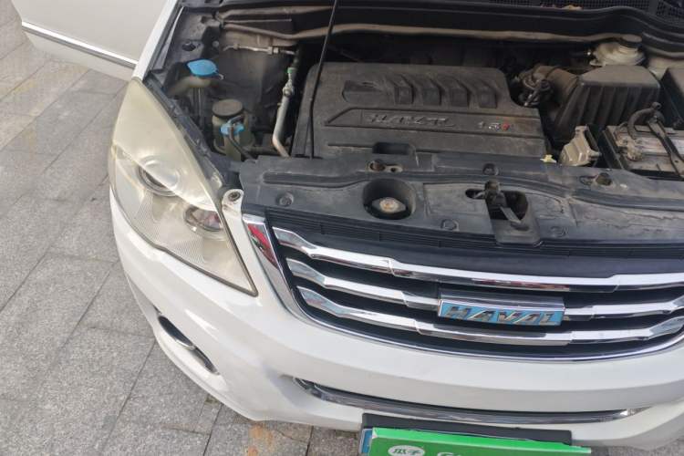 Used Haval H6 2016 Upgraded Model 1.5T Automatic Two-Wheel Drive Elite Version Engine Bay Right