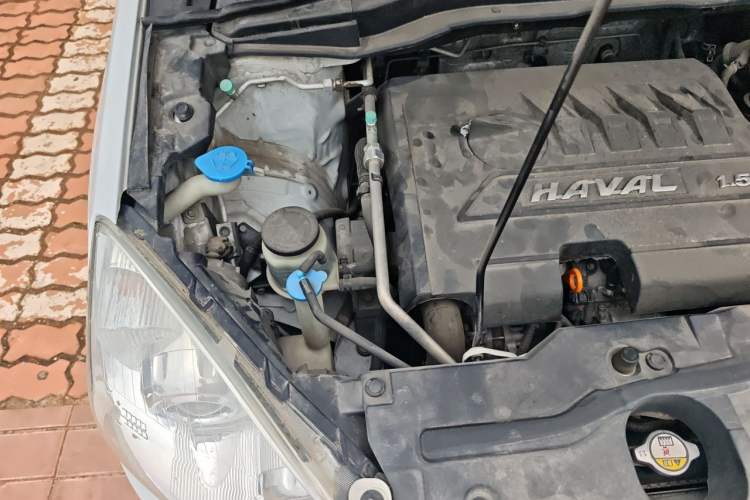 Used Haval H6 2016 Upgraded Model 1.5T Automatic Two-Wheel Drive Elite Version Engine Bay Right