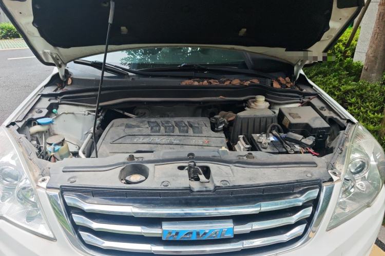 Used Haval H6 2016 Upgraded Model 1.5T Automatic Two-Wheel Drive Elite Version Engine Bay