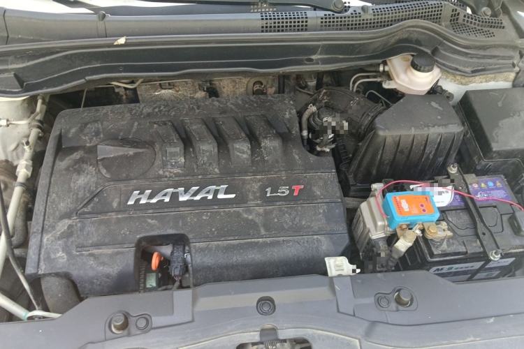 Used Haval H6 2016 Upgraded Model 1.5T Manual Two-Wheel Drive Elite Version Engine Bay