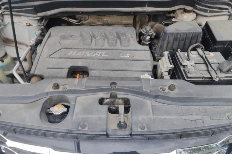 Used Haval H6 2016 Upgraded Model 1.5T Automatic Two-Wheel Drive Elite Version Engine Bay