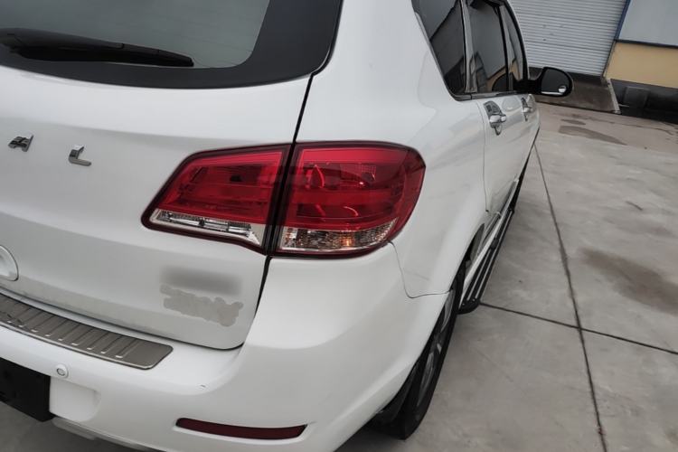 Used Haval H6 2016 Upgraded Model 1.5T Manual Two-Wheel Drive Urban Version Exterior 3