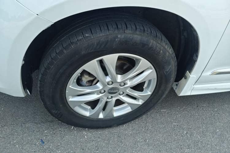 Used Haval H6 2016 Upgraded Model 1.5T Automatic Two-Wheel Drive Elite Version Exterior 4