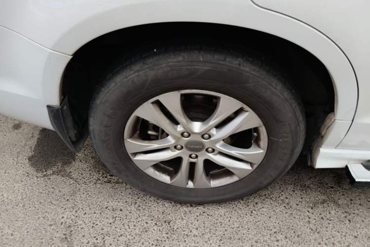 Used Haval H6 2016 Upgraded Model 1.5T Automatic Two-Wheel Drive Elite Version Exterior 5