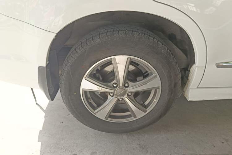 Used Haval H6 2016 Upgraded Model 1.5T Automatic Two-Wheel Drive Elite Version Exterior 5
