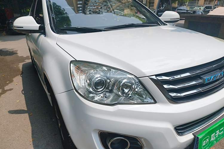 Used Haval H6 2016 Upgraded Model 1.5T Automatic Two-Wheel Drive Elite Version Exterior 6