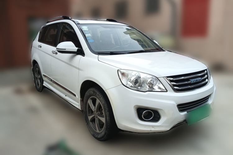Used Haval H6 2016 Upgraded Model 1.5T Manual Two-Wheel Drive Elite Version Front Right 45 Deg