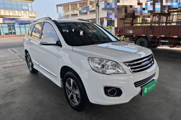Used Haval H6 2016 Upgraded Model 1.5T Manual Two-Wheel Drive Value Edition Front Right 45 Deg