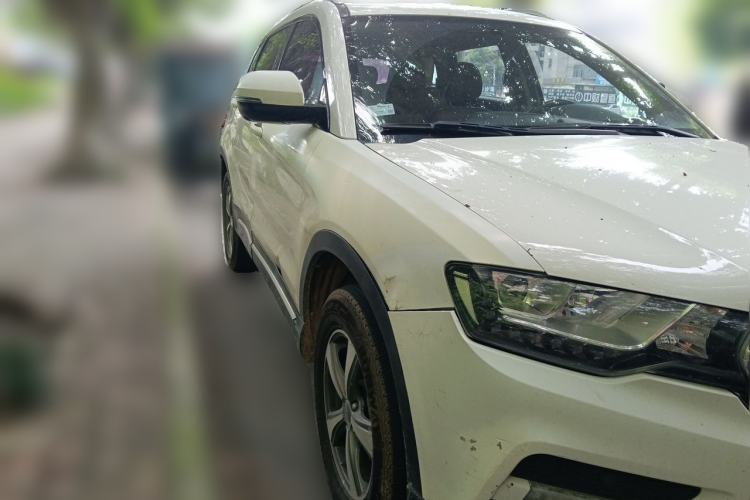 Used Haval H6 2016 Upgraded Model 1.5T Manual Two-Wheel Drive Urban Version Front Right 45 Deg