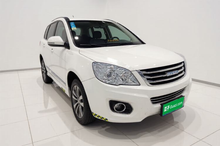 Used Haval H6 2016 Upgraded Model 1.5T Manual Two-Wheel Drive Value Edition Front Right 45 Deg