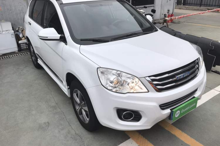 Used Haval H6 2016 Upgraded Model 1.5T Automatic Two-Wheel Drive Elite Version Front Right 45 Deg