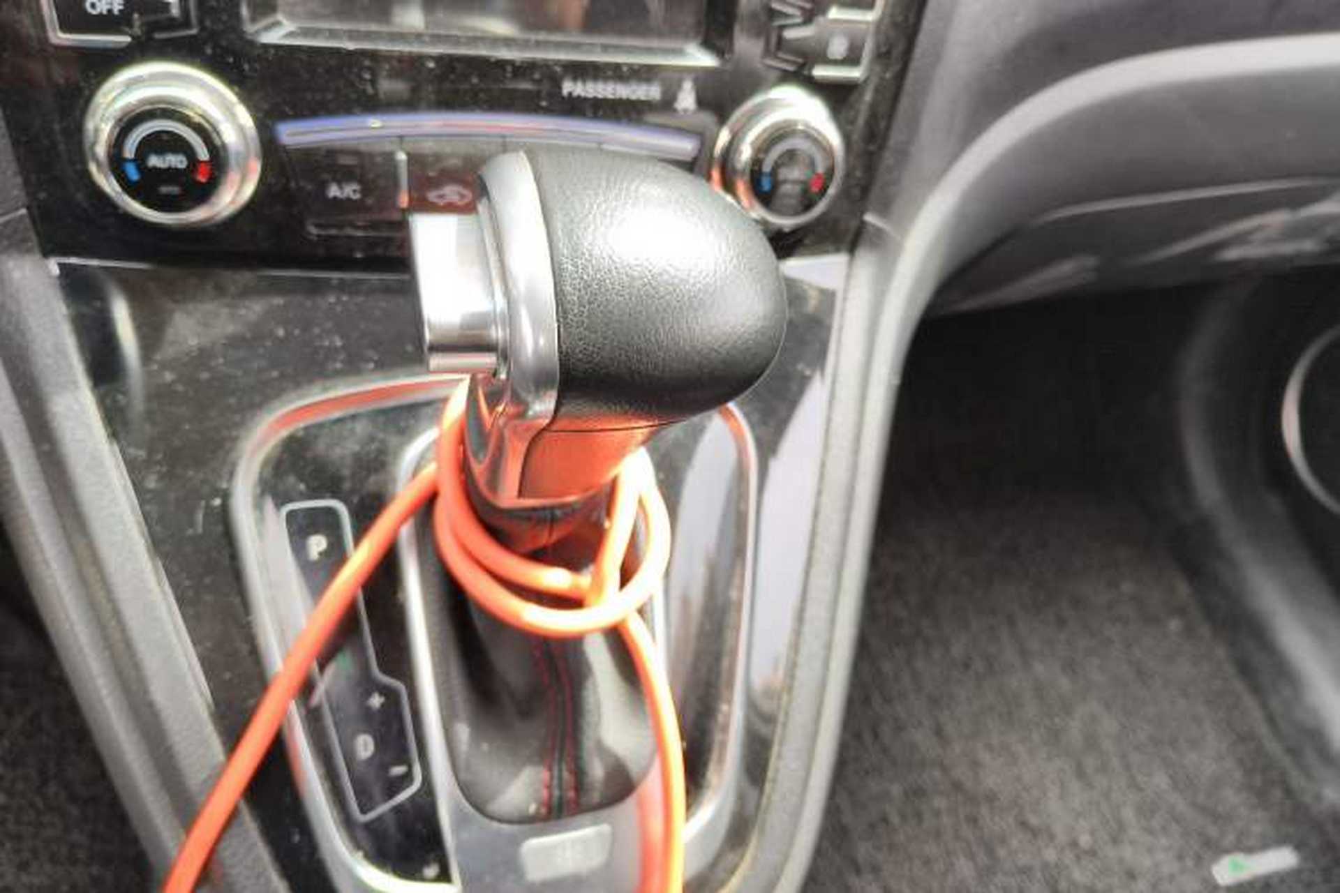 Used Haval H6 2016 Upgraded Model 1.5T Automatic Two-Wheel Drive Elite Version Gear Lever