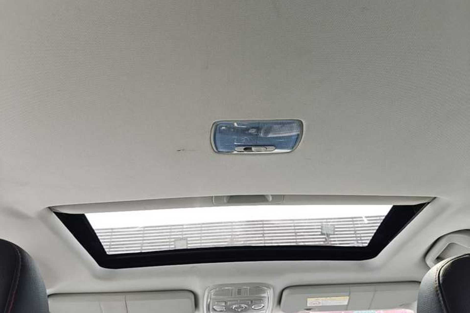 Used Haval H6 2016 Upgraded Model 1.5T Automatic Two-Wheel Drive Elite Version Headliner