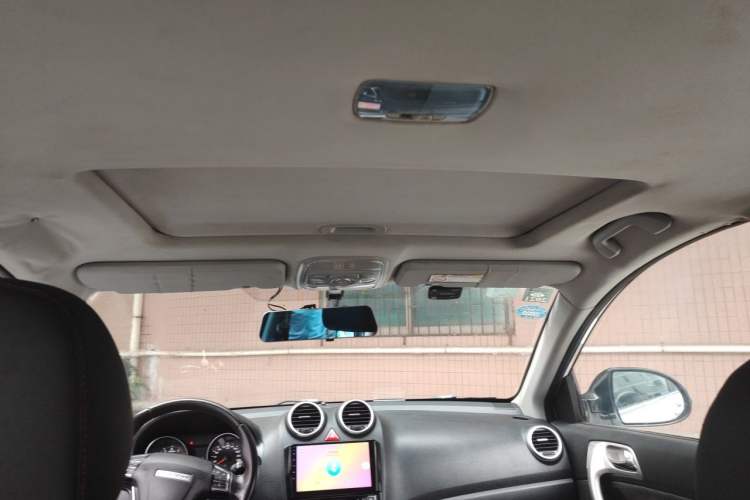 Used Haval H6 2016 Upgraded Model 1.5T Manual Two-Wheel Drive Elite Version Headliner