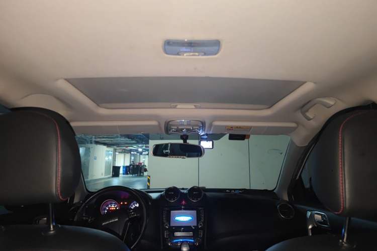 Used Haval H6 2016 Upgraded Model 1.5T Manual Two-Wheel Drive Elite Version Headliner