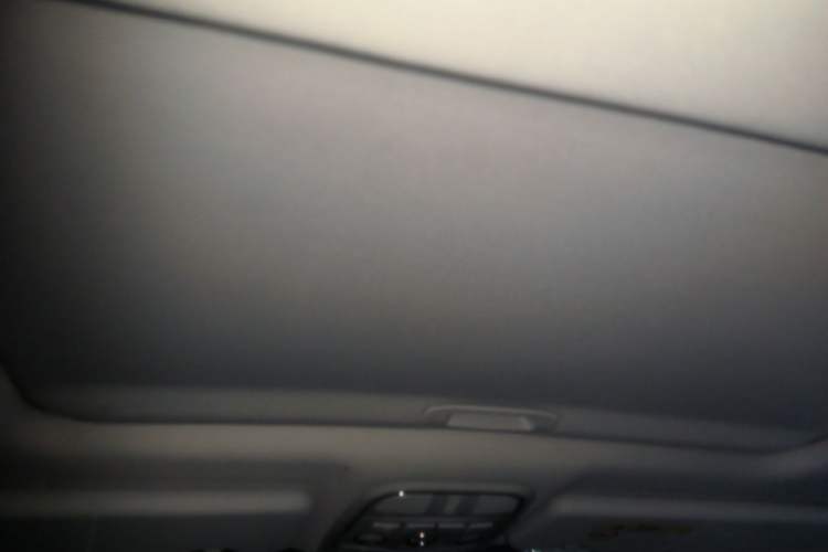 Used Haval H6 2016 Upgraded Model 1.5T Automatic Two-Wheel Drive Elite Version Headliner