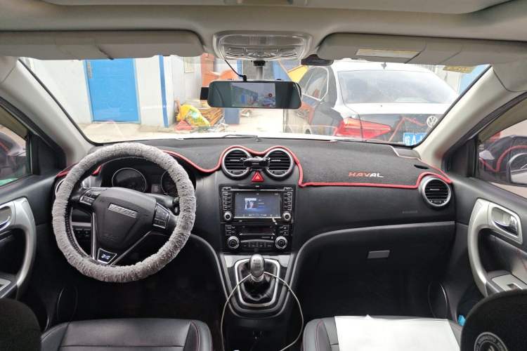 Used Haval H6 2016 Upgraded Model 1.5T Manual Two-Wheel Drive Elite Version Headliner