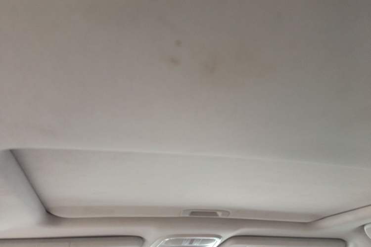 Used Haval H6 2016 Upgraded Model 1.5T Manual Two-Wheel Drive Elite Version Headliner
