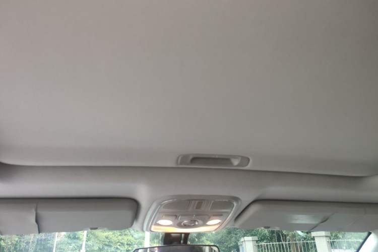 Used Haval H6 2016 Upgraded Model 1.5T Automatic Two-Wheel Drive Elite Version Headliner