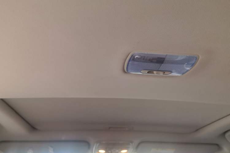 Used Haval H6 2016 Upgraded Model 1.5T Manual Two-Wheel Drive Elite Version Headliner