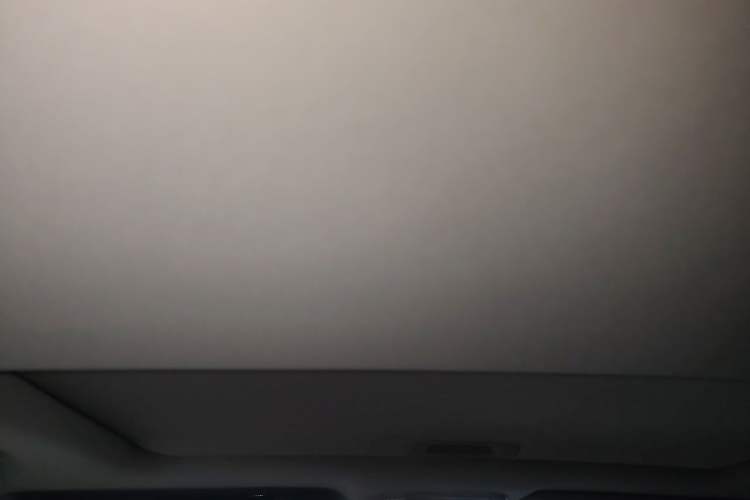Used Haval H6 2016 Upgraded Model 1.5T Manual Two-Wheel Drive Elite Version Headliner