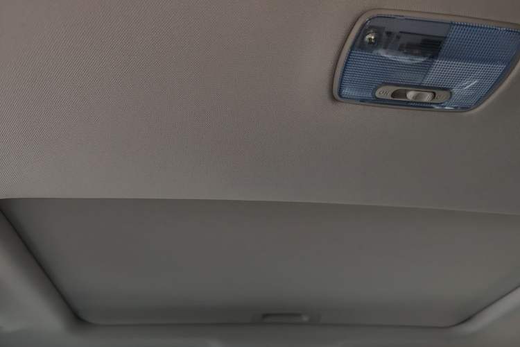 Used Haval H6 2016 Upgraded Model 1.5T Automatic Two-Wheel Drive Elite Version Headliner