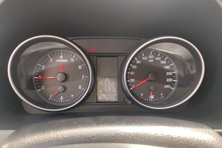 Used Haval H6 2016 Upgraded Model 1.5T Automatic Two-Wheel Drive Elite Version Instrument Cluster